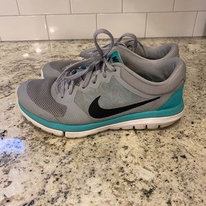 Nike 6.5 womens shoe